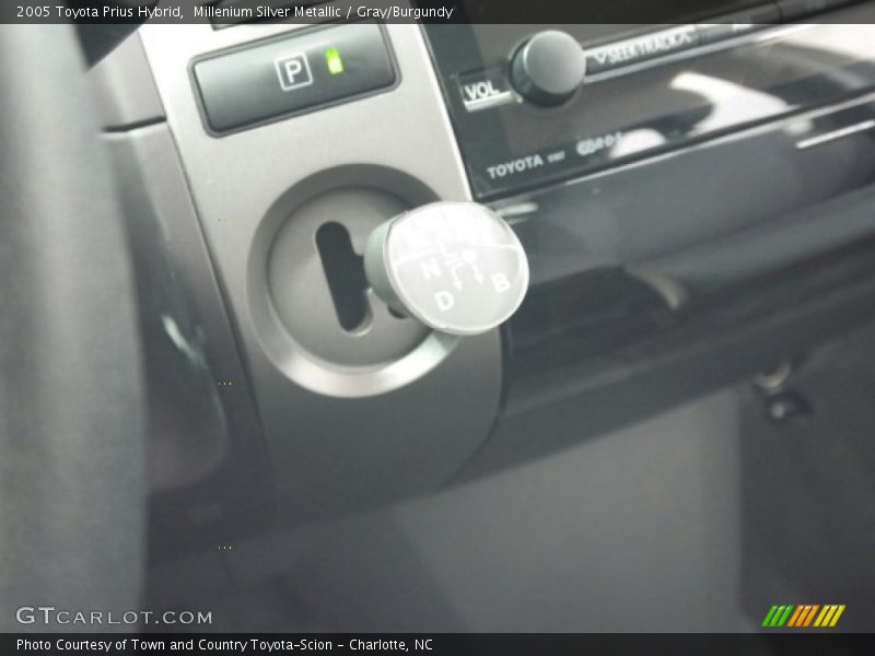 Millenium Silver Metallic / Gray/Burgundy 2005 Toyota Prius Hybrid