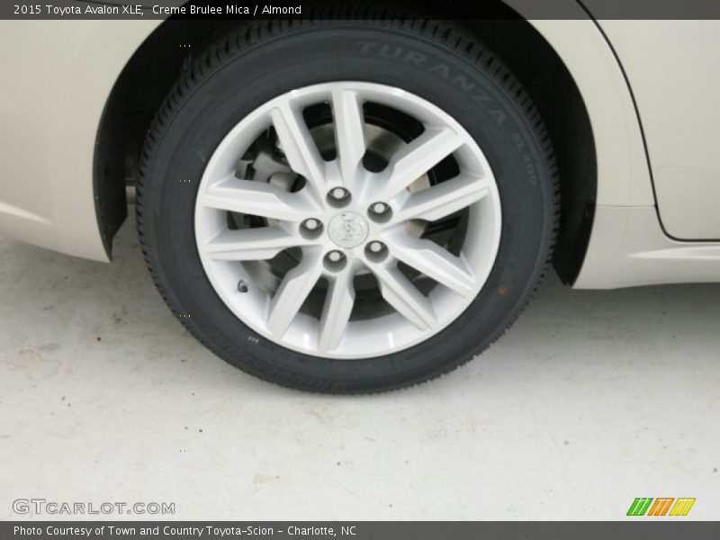 Creme Brulee Mica / Almond 2015 Toyota Avalon XLE
