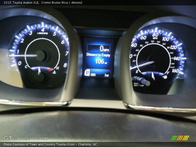 Creme Brulee Mica / Almond 2015 Toyota Avalon XLE