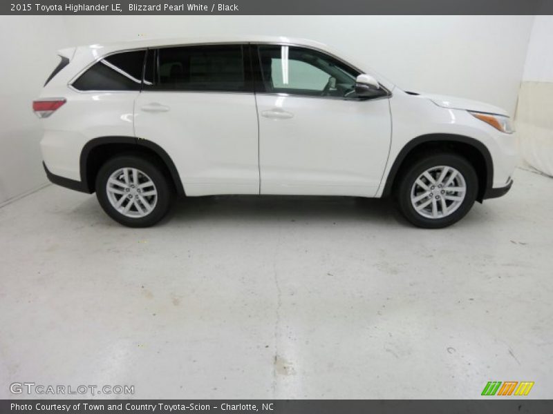 Blizzard Pearl White / Black 2015 Toyota Highlander LE