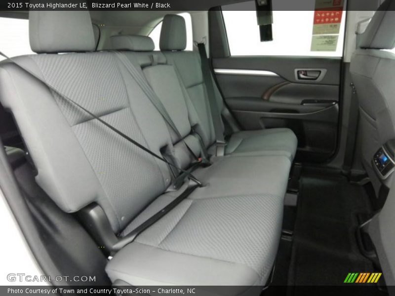 Blizzard Pearl White / Black 2015 Toyota Highlander LE