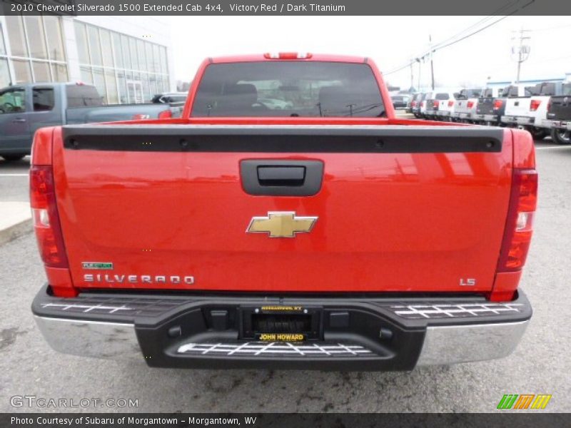 Victory Red / Dark Titanium 2010 Chevrolet Silverado 1500 Extended Cab 4x4