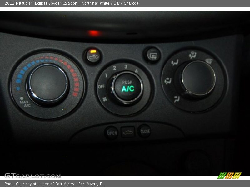 Northstar White / Dark Charcoal 2012 Mitsubishi Eclipse Spyder GS Sport