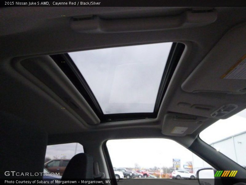 Cayenne Red / Black/Silver 2015 Nissan Juke S AWD