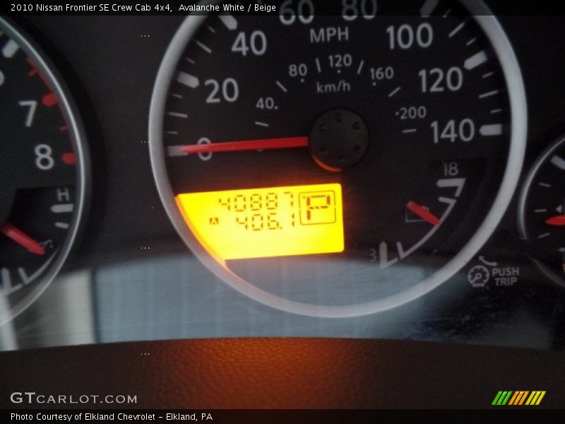Avalanche White / Beige 2010 Nissan Frontier SE Crew Cab 4x4