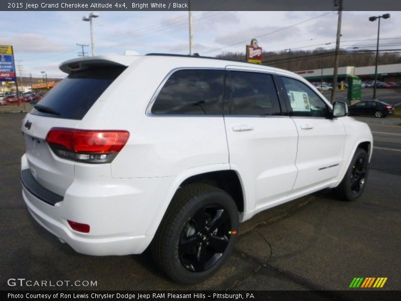 Bright White / Black 2015 Jeep Grand Cherokee Altitude 4x4