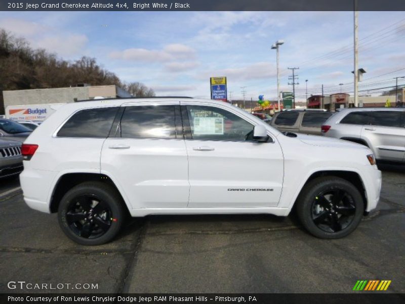 Bright White / Black 2015 Jeep Grand Cherokee Altitude 4x4