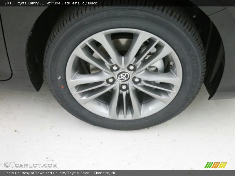 Attitude Black Metallic / Black 2015 Toyota Camry SE