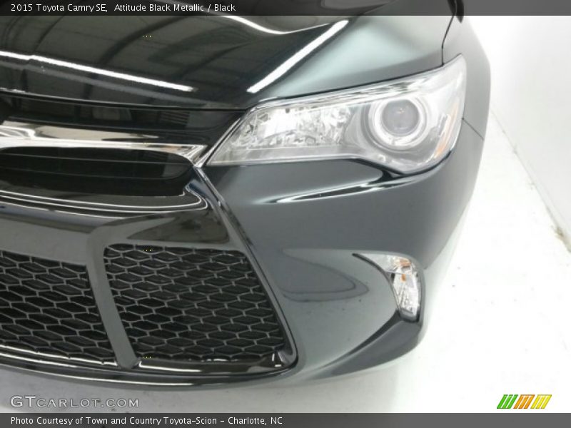 Attitude Black Metallic / Black 2015 Toyota Camry SE