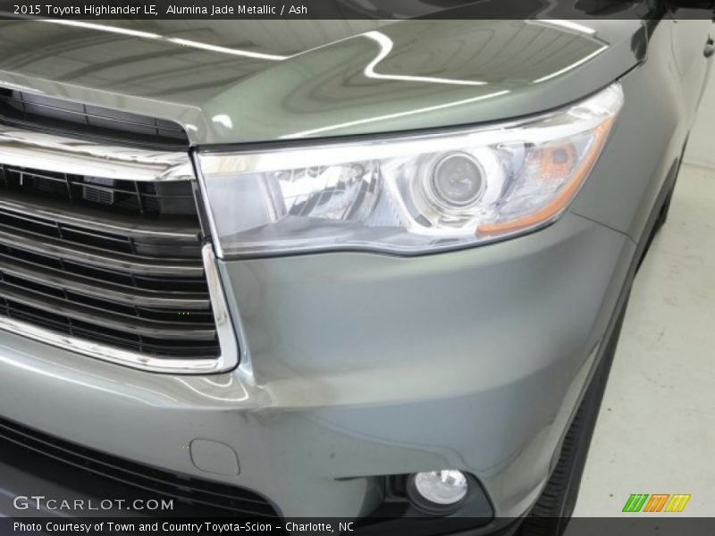 Alumina Jade Metallic / Ash 2015 Toyota Highlander LE