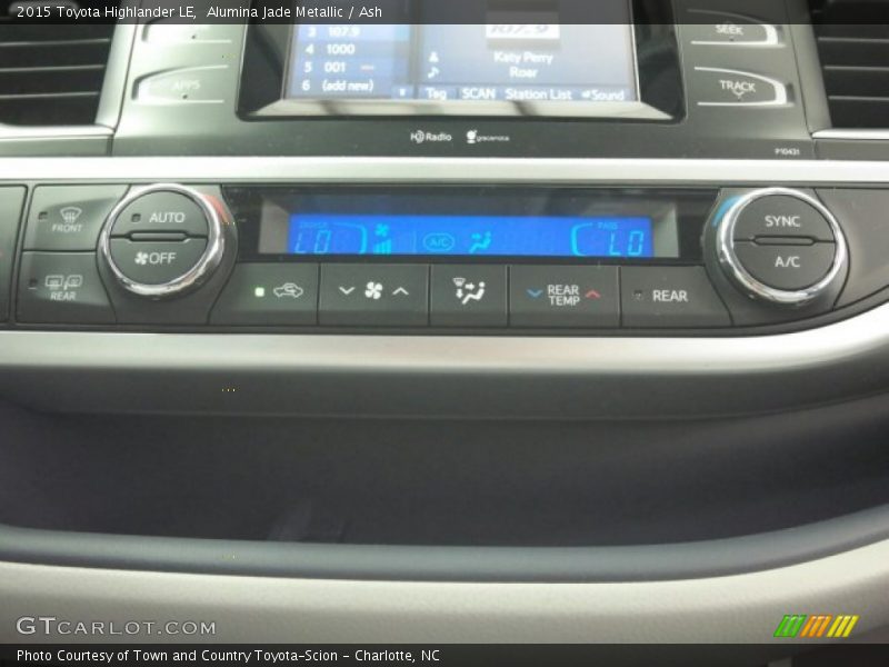 Alumina Jade Metallic / Ash 2015 Toyota Highlander LE
