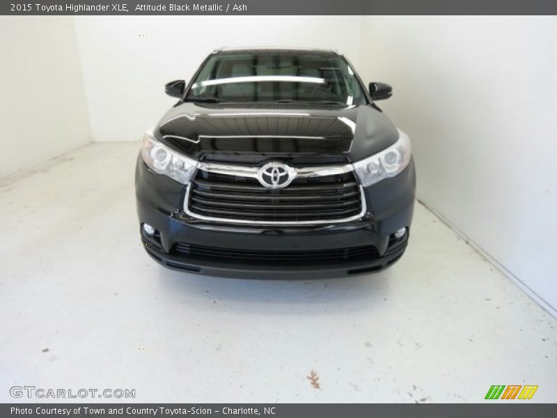 Attitude Black Metallic / Ash 2015 Toyota Highlander XLE