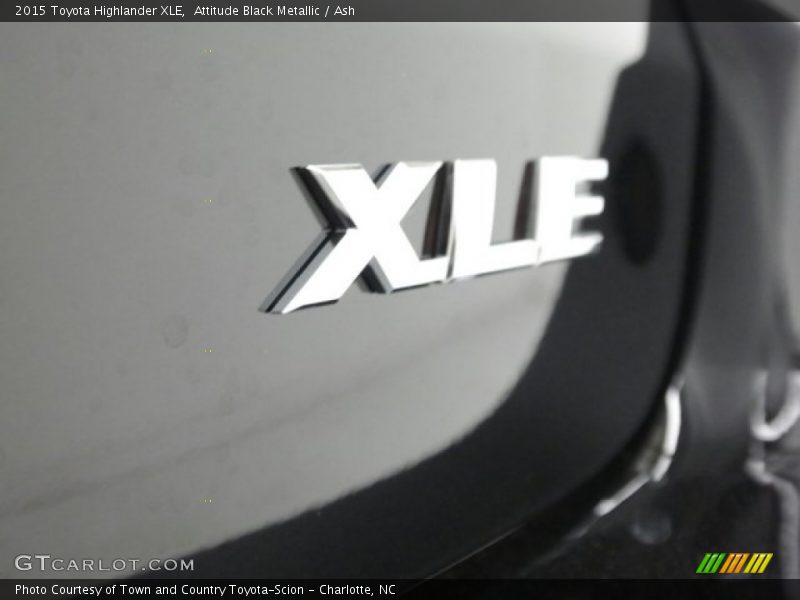 Attitude Black Metallic / Ash 2015 Toyota Highlander XLE