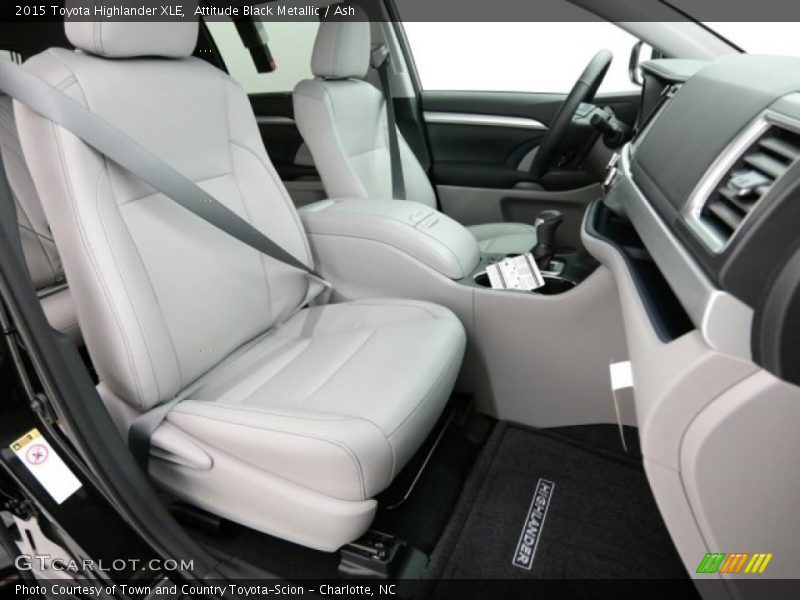 Front Seat of 2015 Highlander XLE