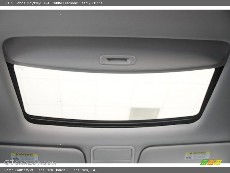 White Diamond Pearl / Truffle 2015 Honda Odyssey EX-L