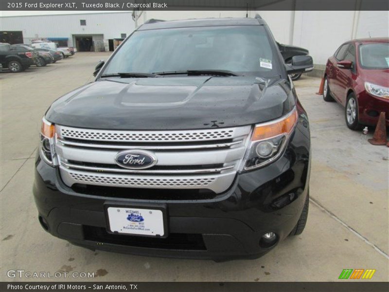 Tuxedo Black / Charcoal Black 2015 Ford Explorer XLT