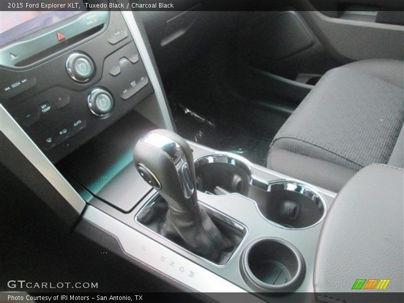 Tuxedo Black / Charcoal Black 2015 Ford Explorer XLT