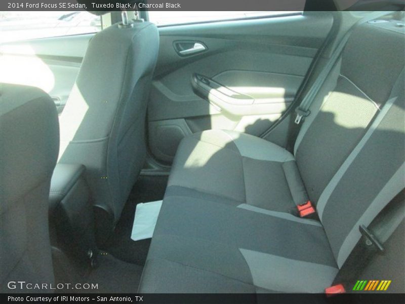 Tuxedo Black / Charcoal Black 2014 Ford Focus SE Sedan