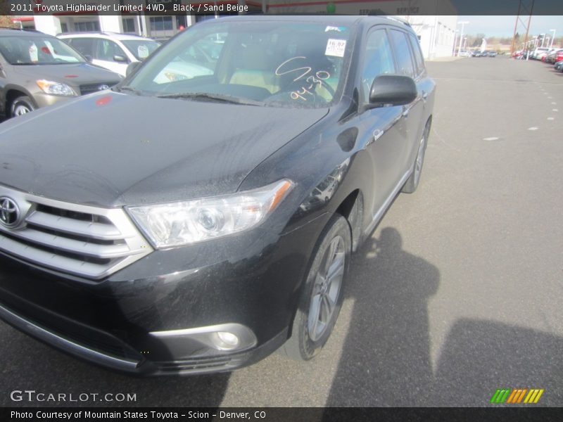 Black / Sand Beige 2011 Toyota Highlander Limited 4WD