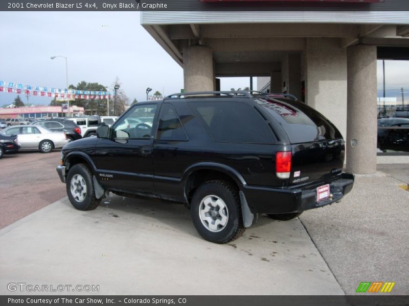 Onyx Black / Graphite 2001 Chevrolet Blazer LS 4x4
