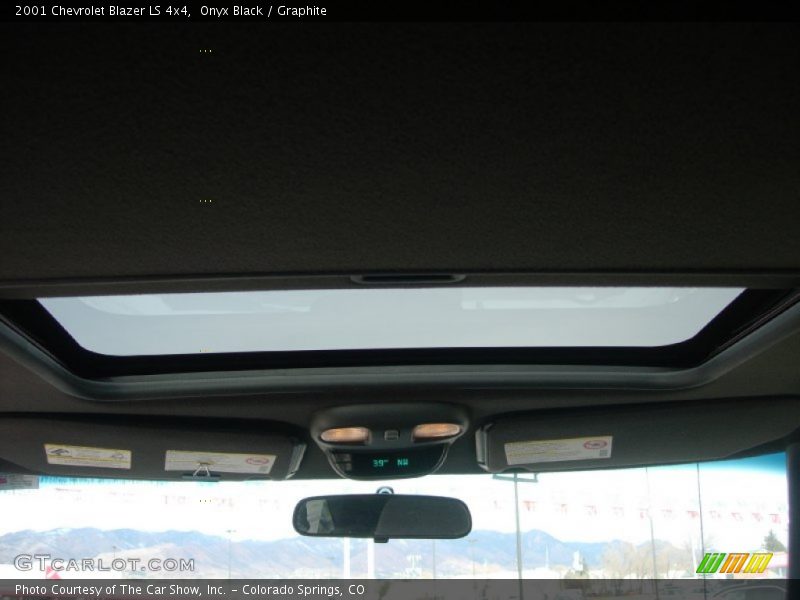 Onyx Black / Graphite 2001 Chevrolet Blazer LS 4x4