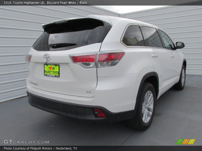 Blizzard Pearl White / Black 2015 Toyota Highlander LE