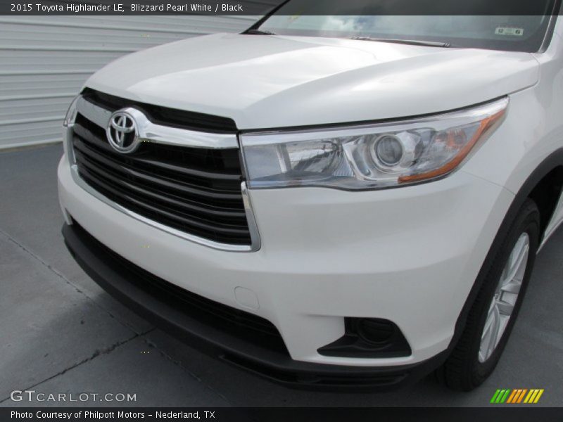 Blizzard Pearl White / Black 2015 Toyota Highlander LE