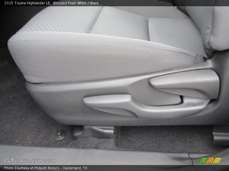 Blizzard Pearl White / Black 2015 Toyota Highlander LE