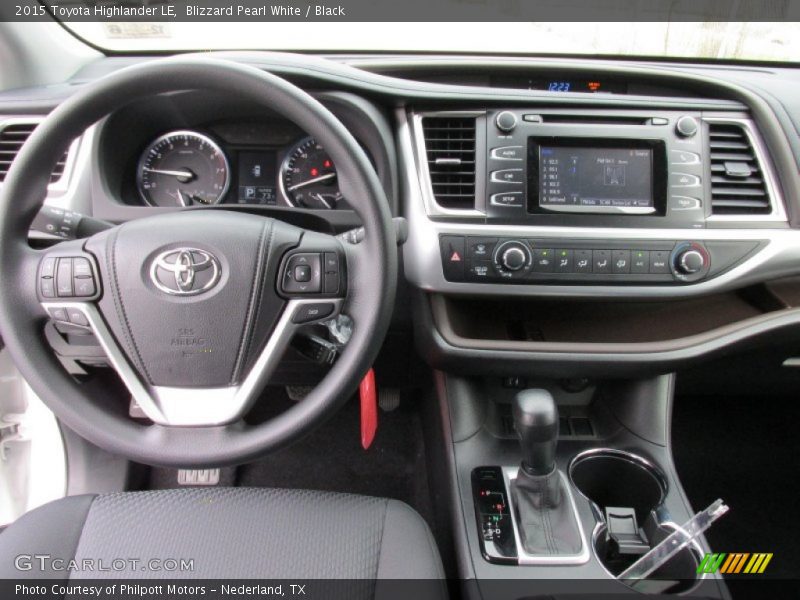 Blizzard Pearl White / Black 2015 Toyota Highlander LE
