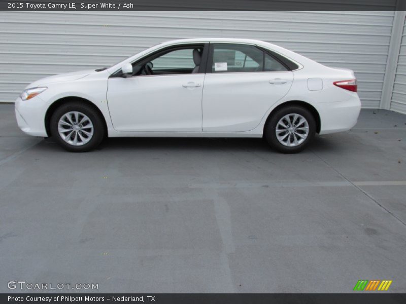 Super White / Ash 2015 Toyota Camry LE