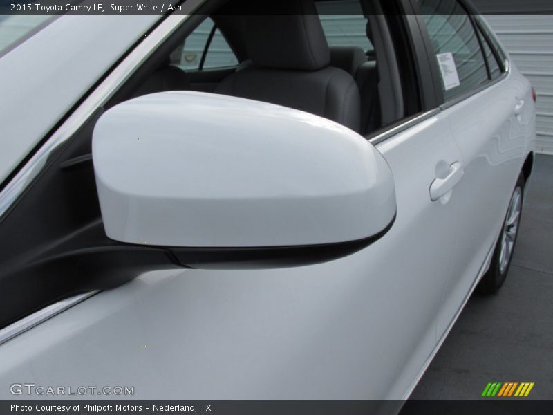 Super White / Ash 2015 Toyota Camry LE