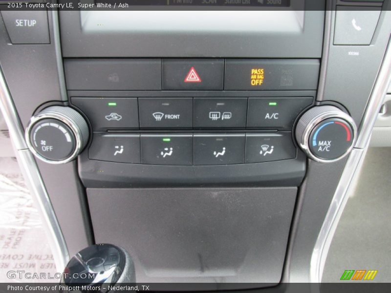 Super White / Ash 2015 Toyota Camry LE