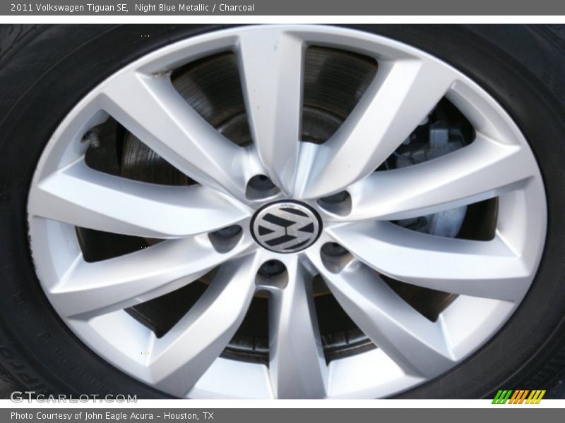 Night Blue Metallic / Charcoal 2011 Volkswagen Tiguan SE