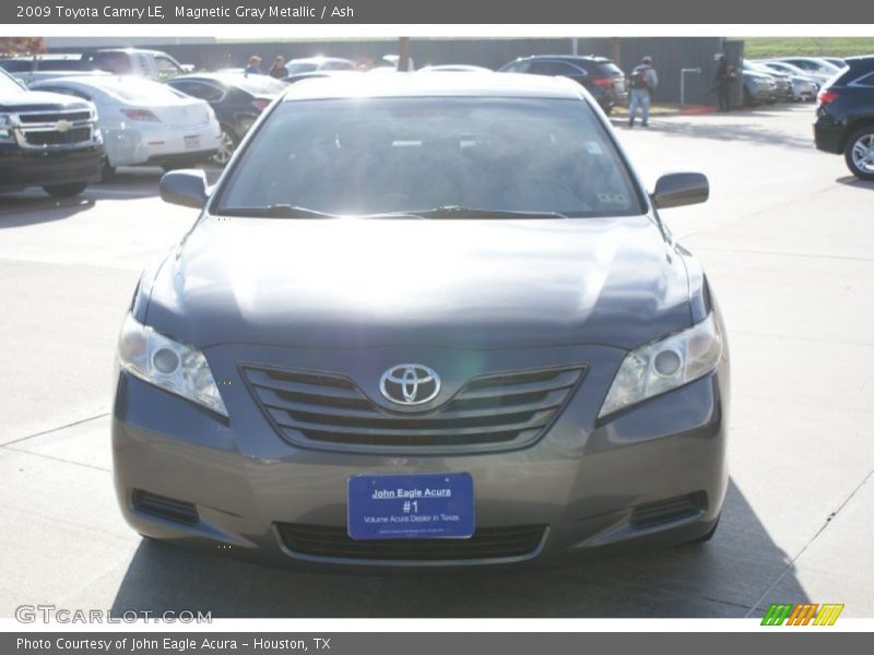 Magnetic Gray Metallic / Ash 2009 Toyota Camry LE