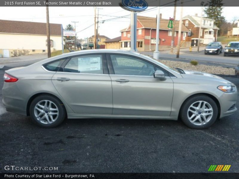 Tectonic Silver Metallic / Charcoal Black 2015 Ford Fusion SE