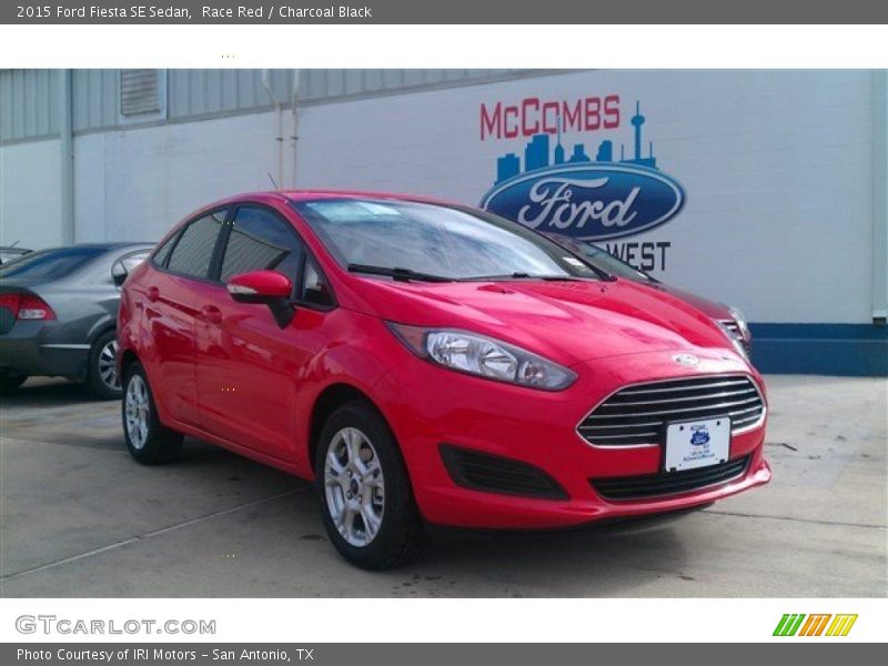 Race Red / Charcoal Black 2015 Ford Fiesta SE Sedan