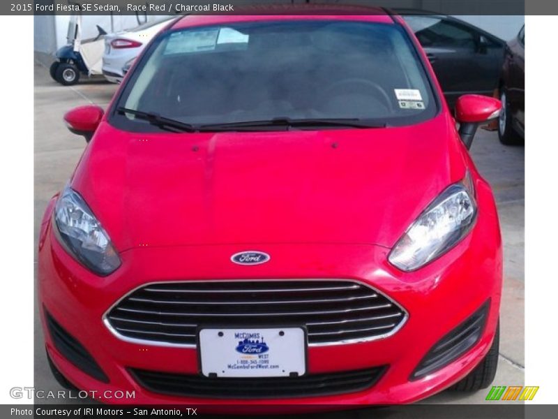 Race Red / Charcoal Black 2015 Ford Fiesta SE Sedan