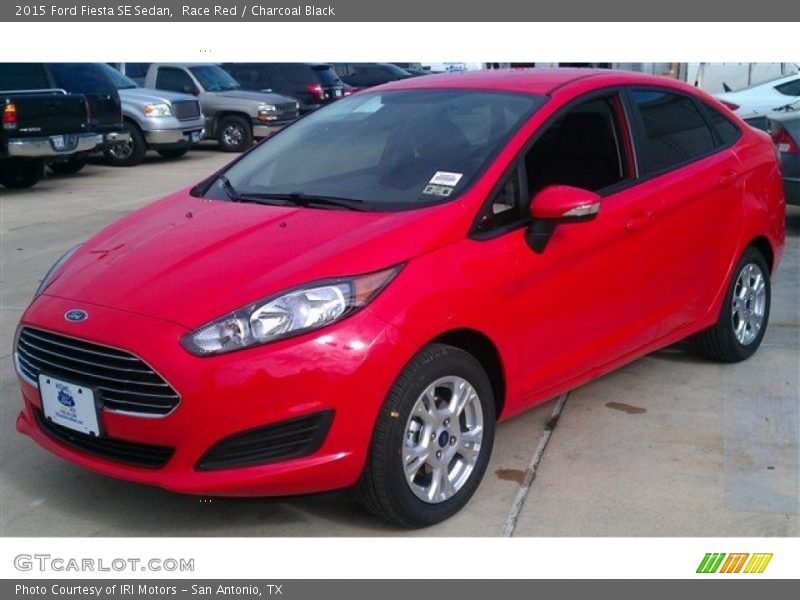 Race Red / Charcoal Black 2015 Ford Fiesta SE Sedan