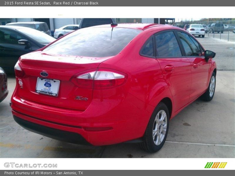 Race Red / Charcoal Black 2015 Ford Fiesta SE Sedan