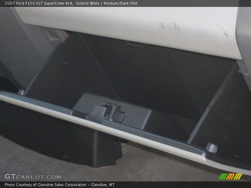Oxford White / Medium/Dark Flint 2007 Ford F150 XLT SuperCrew 4x4