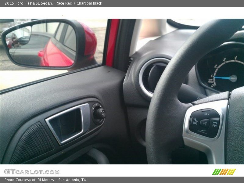 Race Red / Charcoal Black 2015 Ford Fiesta SE Sedan
