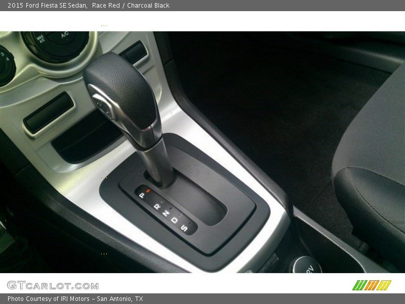 Race Red / Charcoal Black 2015 Ford Fiesta SE Sedan