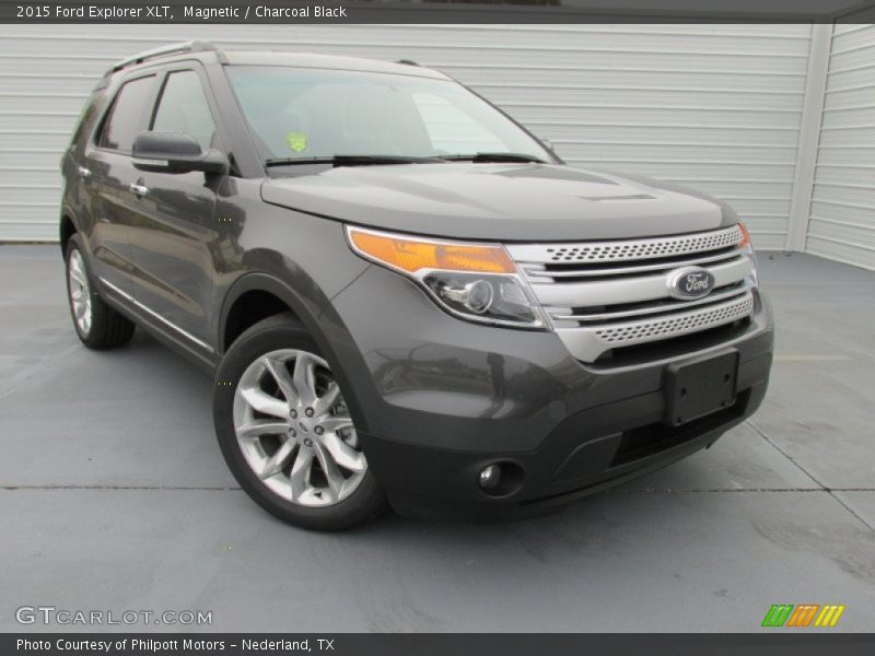 Magnetic / Charcoal Black 2015 Ford Explorer XLT