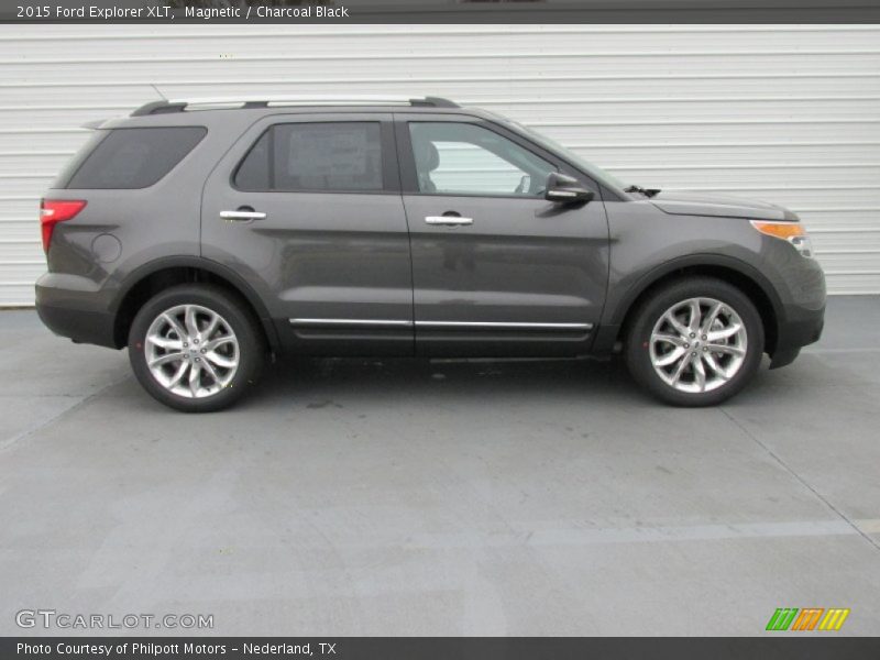 Magnetic / Charcoal Black 2015 Ford Explorer XLT