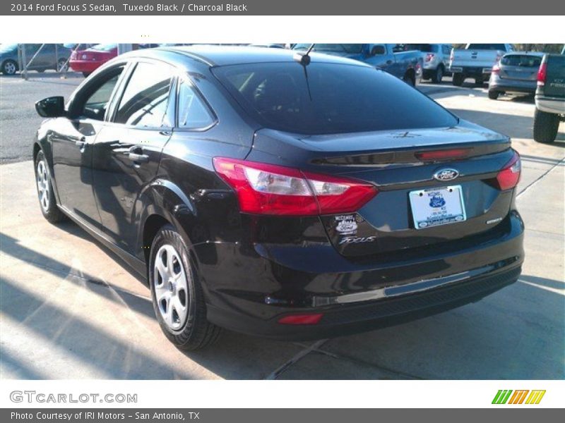 Tuxedo Black / Charcoal Black 2014 Ford Focus S Sedan