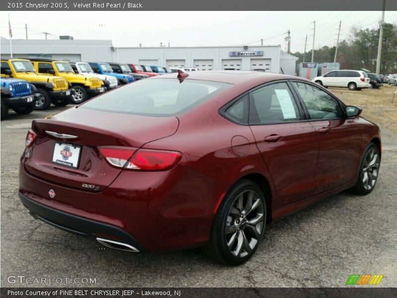 Velvet Red Pearl / Black 2015 Chrysler 200 S
