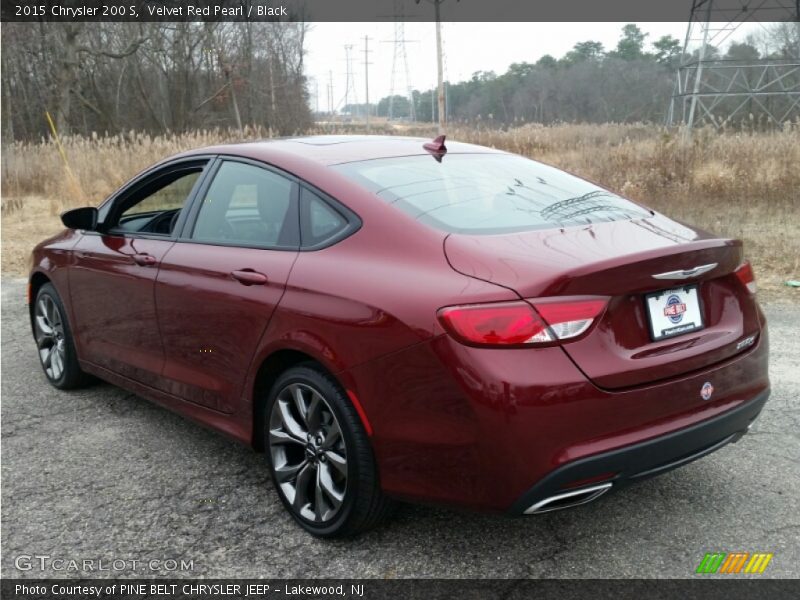 Velvet Red Pearl / Black 2015 Chrysler 200 S