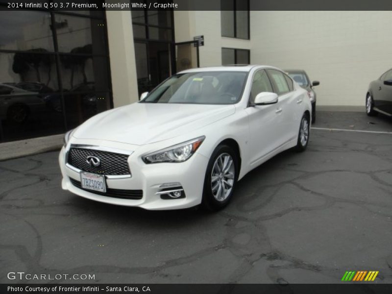Moonlight White / Graphite 2014 Infiniti Q 50 3.7 Premium