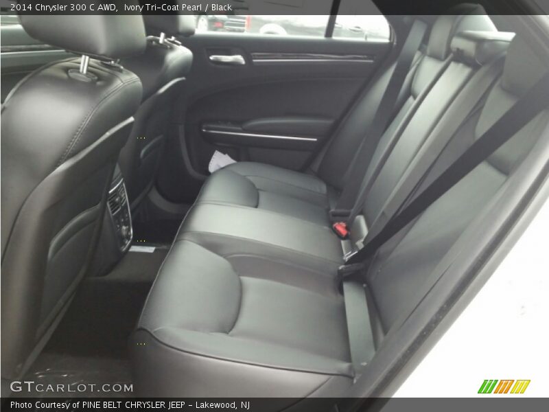 Ivory Tri-Coat Pearl / Black 2014 Chrysler 300 C AWD