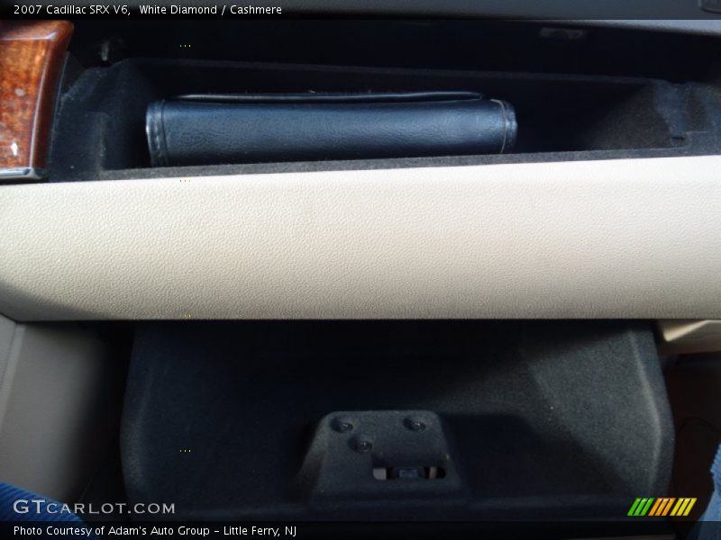 White Diamond / Cashmere 2007 Cadillac SRX V6